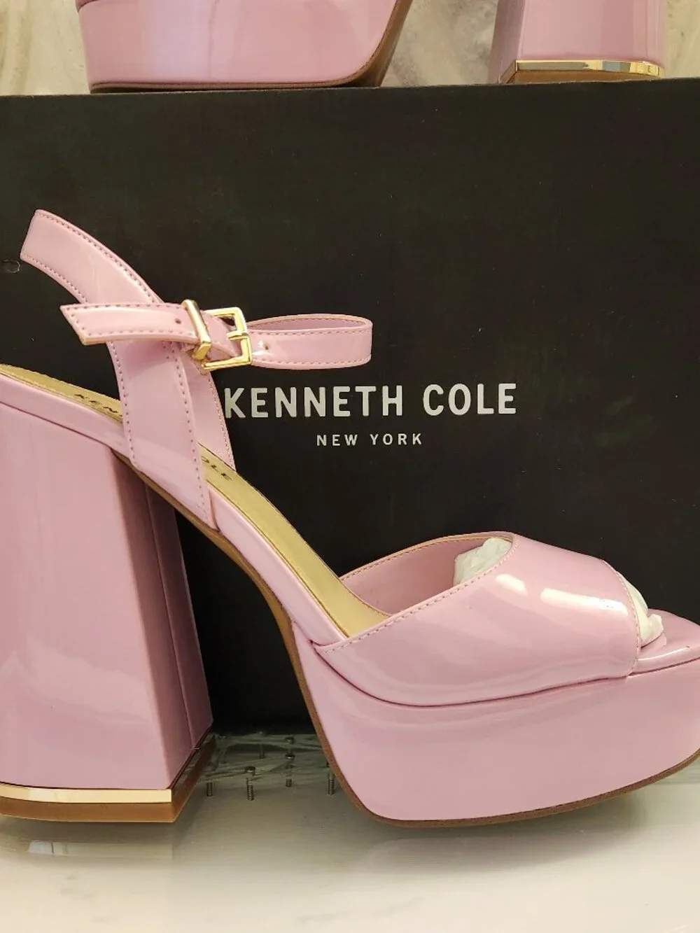 Kenneth Cole New York Pink 